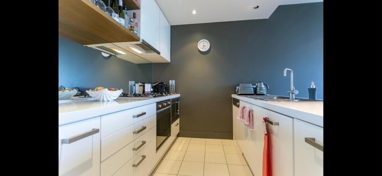 Fantastic Freshwater Apartment Melbourne Exterior photo